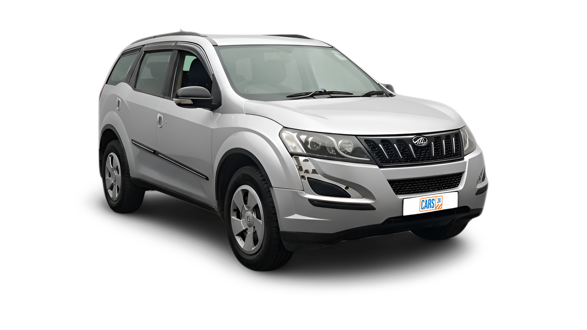 Mahindra XUV500-img